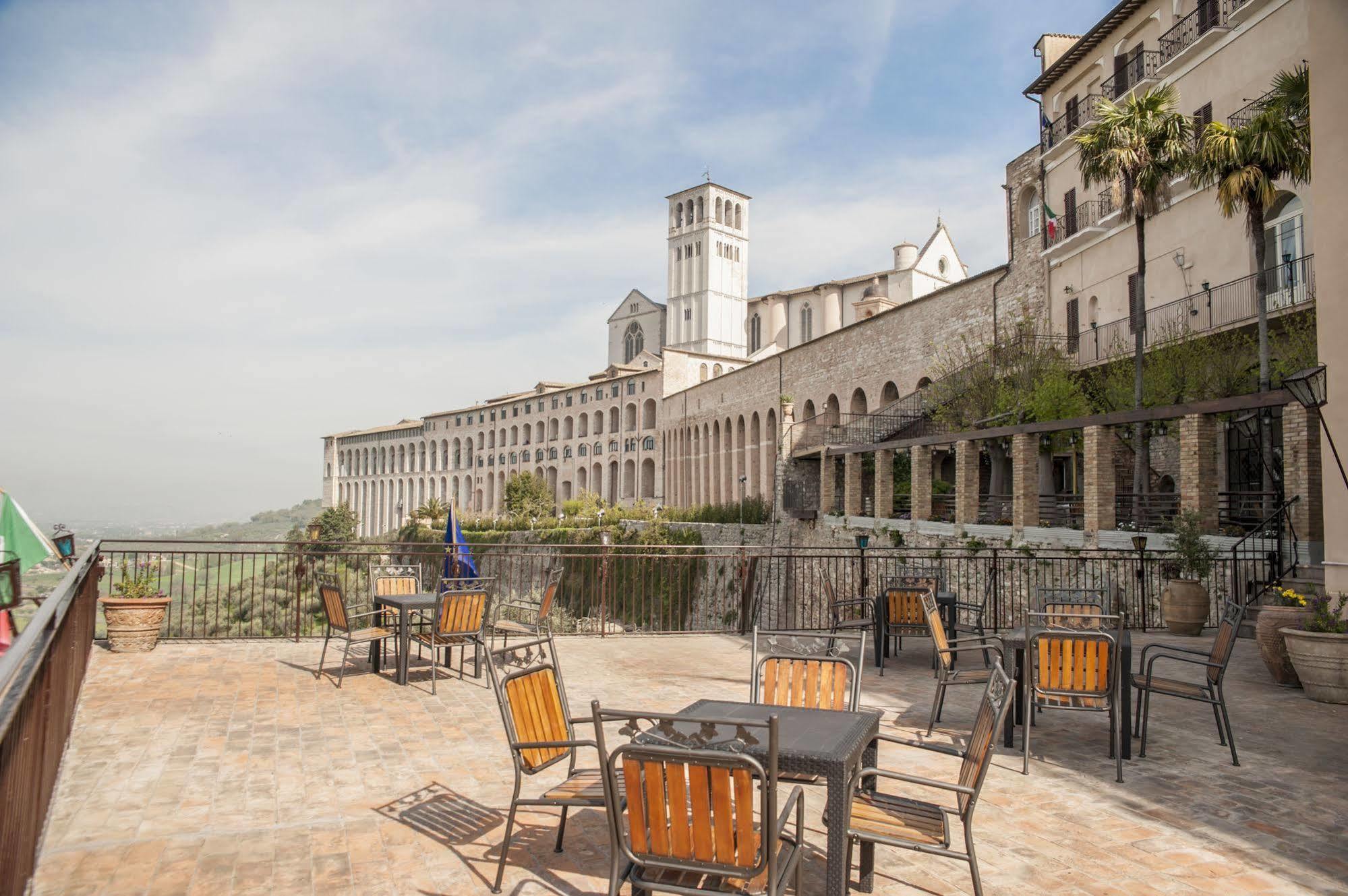 Hotel Subasio Assisi Exterior photo